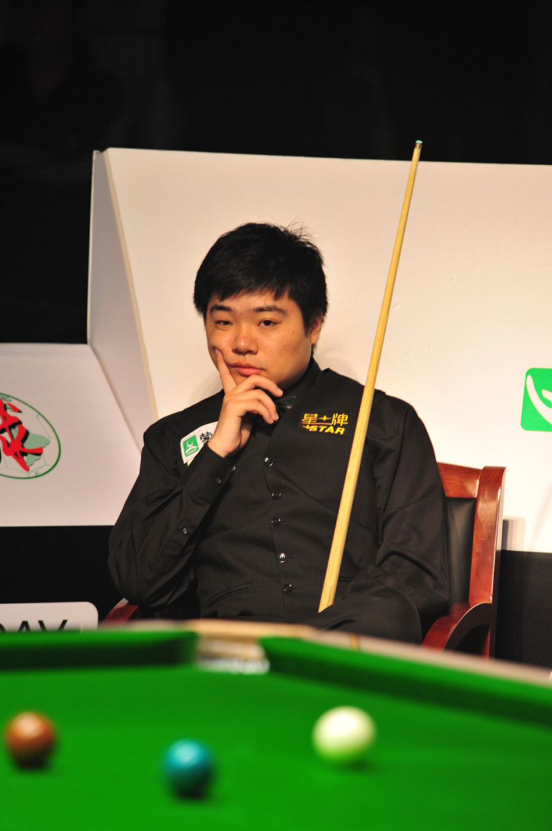 开云体育平台APP-PSG力克WBG，369操刀奇招英雄翻盘激烈交锋四强赛，强势挺进下一轮