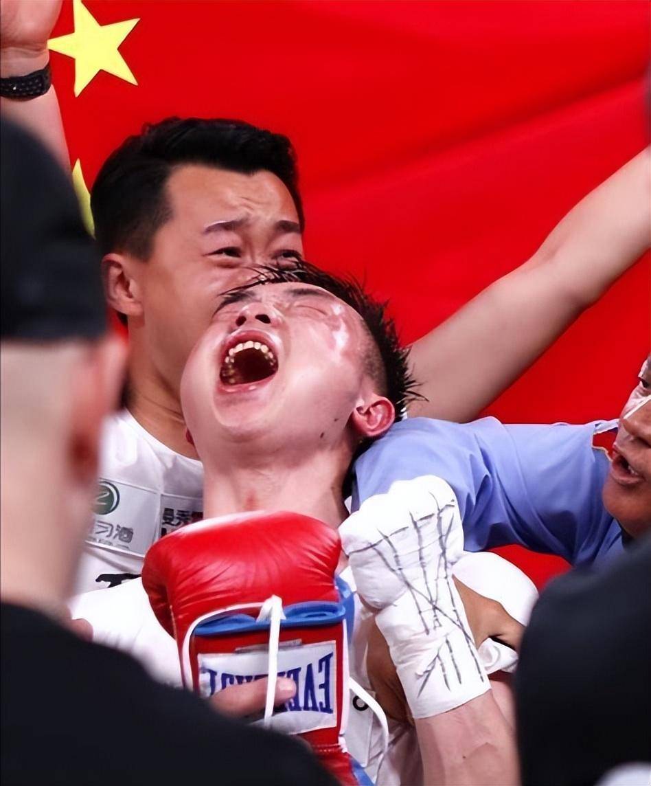 100T碾压G2,Bin操刀奇招英雄翻盘宿敌对决入围赛,留下经典瞬间 100T碾压G2,Bin操刀奇招英雄翻盘宿敌对决入围赛,留下经典瞬间