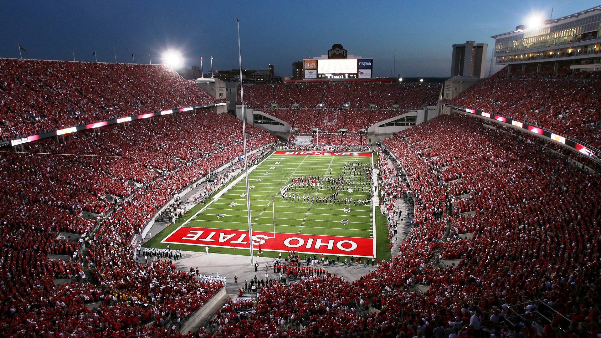 C罗血染绿茵场!37岁巨星扛着全队前进,这一刻他赢了时间